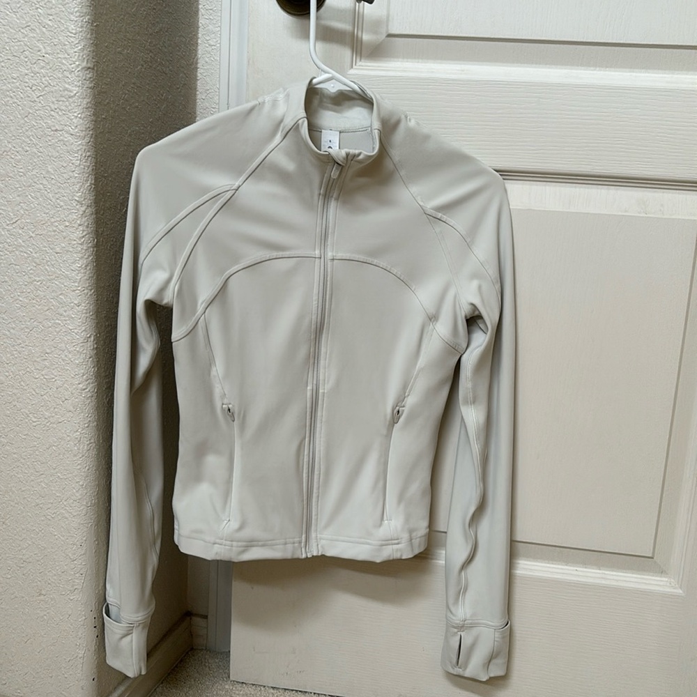 Lululemon define cropped jacket color bone